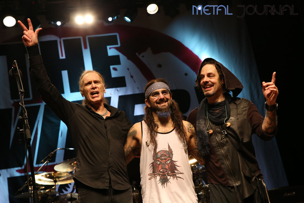 the winery dogs metal journal foto 1