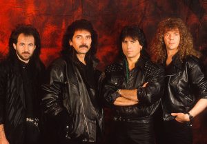 Black Sabbath publica ‘Anno Domini 1989-1995’, una ‘súper caja Deluxe’ con cuatro discos grabados por Tony Martin