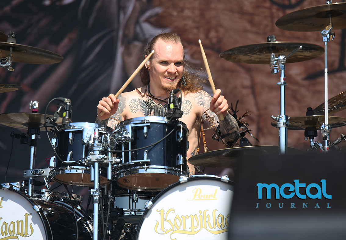 korpiklaani - barcelona rock fest 2024 - metal journal pic 2