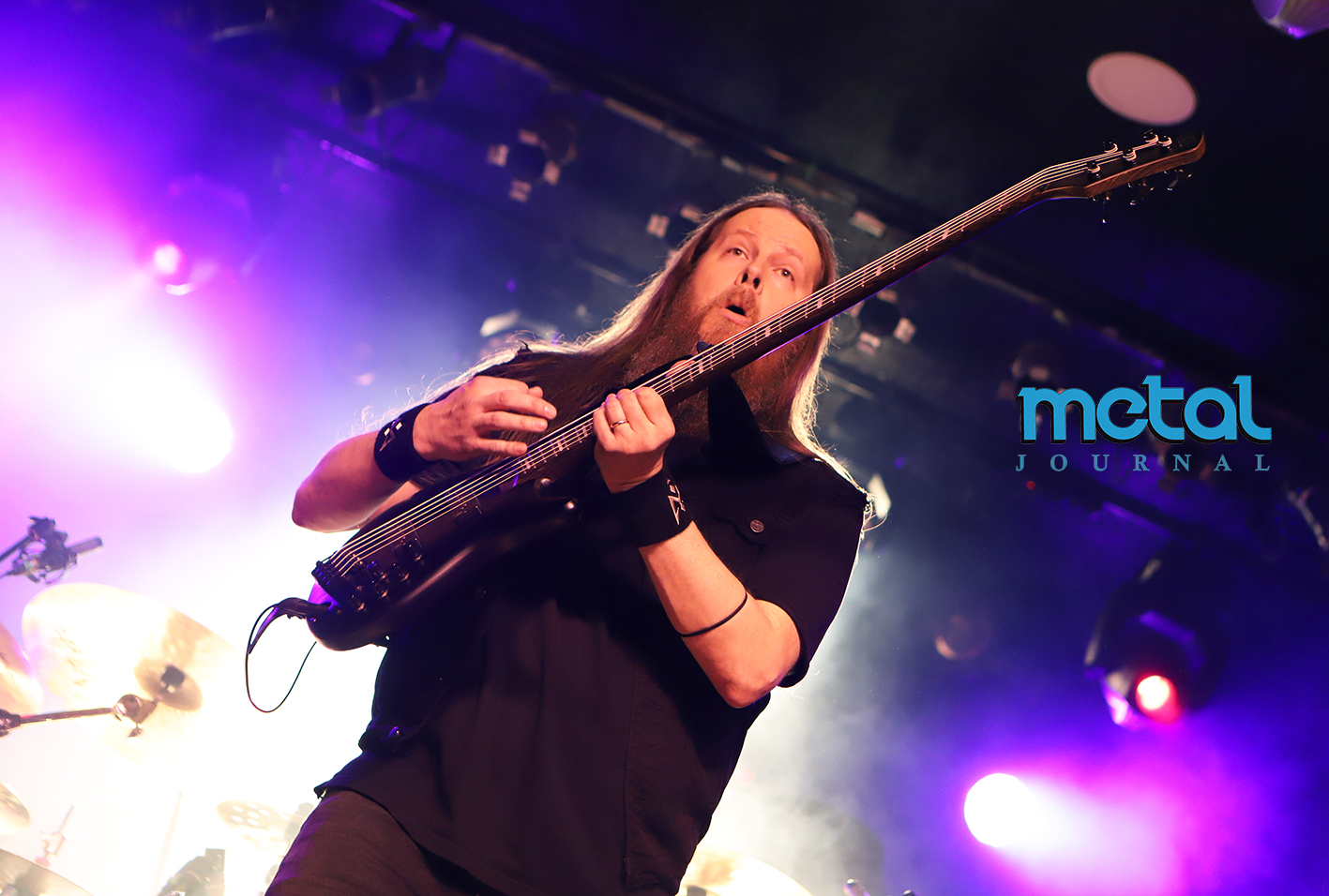 crownshift - villava 2025 metal journal pic 3
