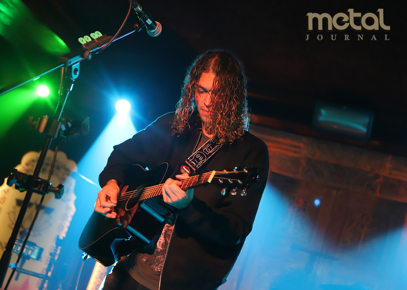 ivory lake pamplona - metal journal pic 1