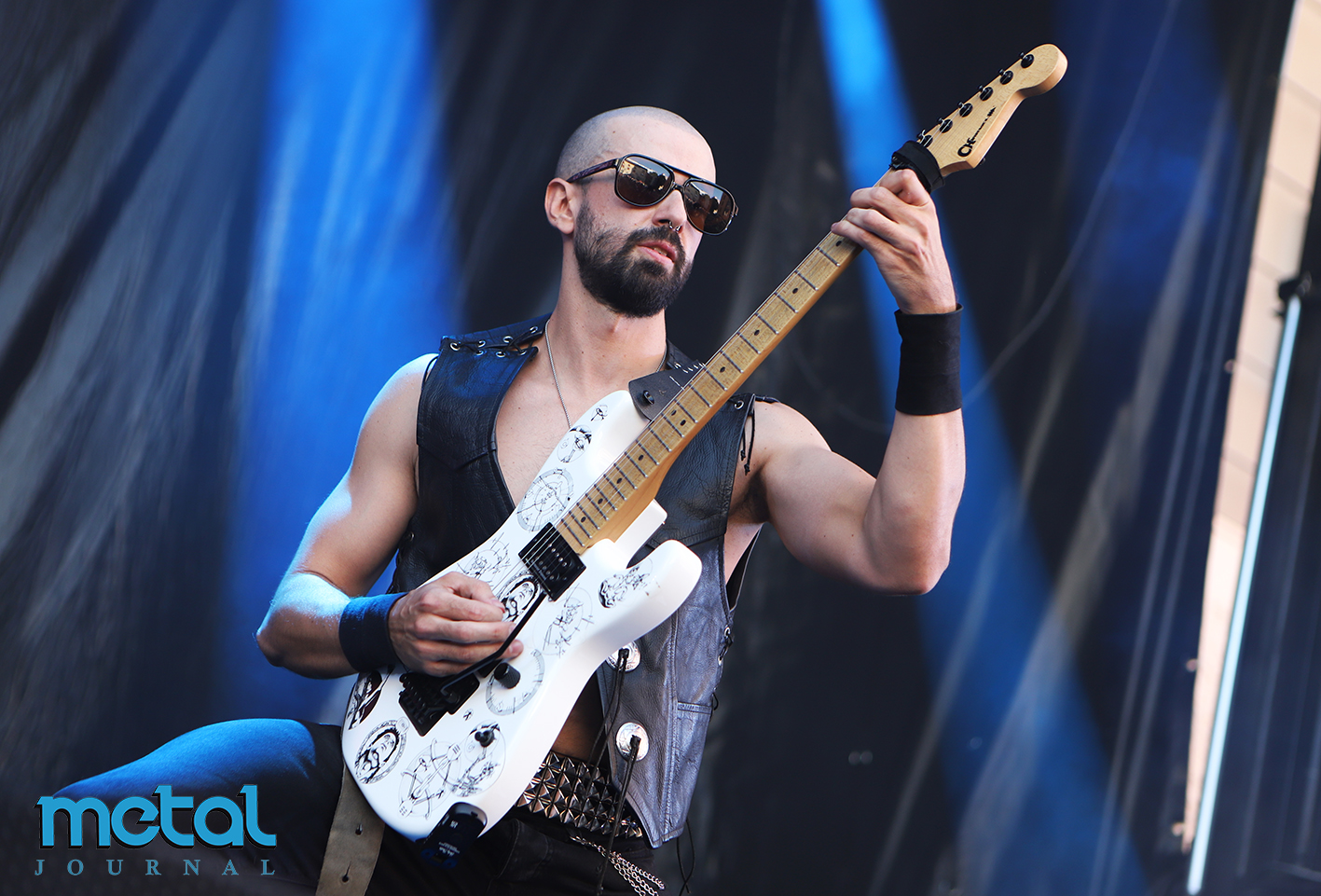 rave in fire - zurbarán rock burgos 2025 - metal journal pic 2
