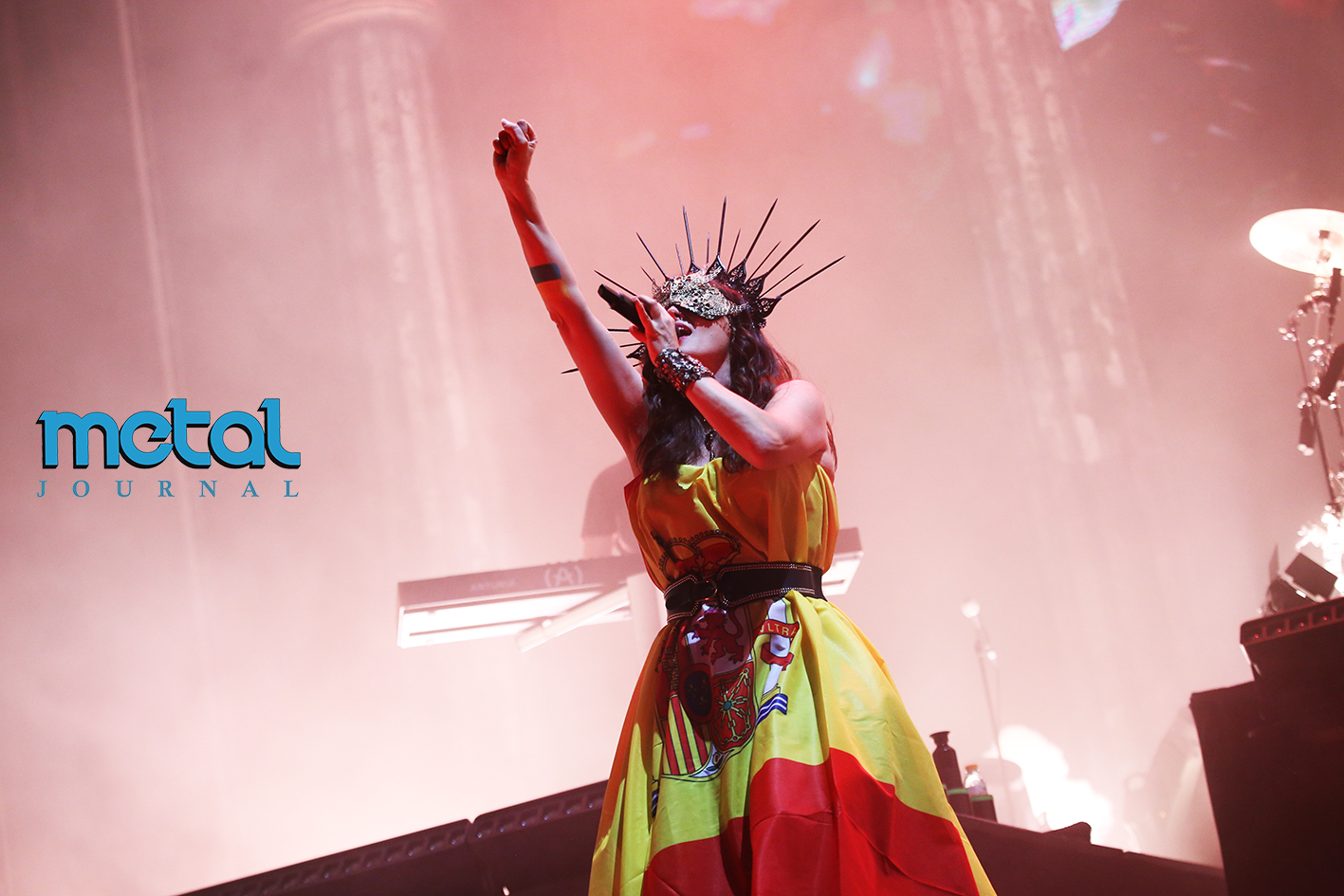 within temptation - leyendas del rock 2025 - metal journal pic 7