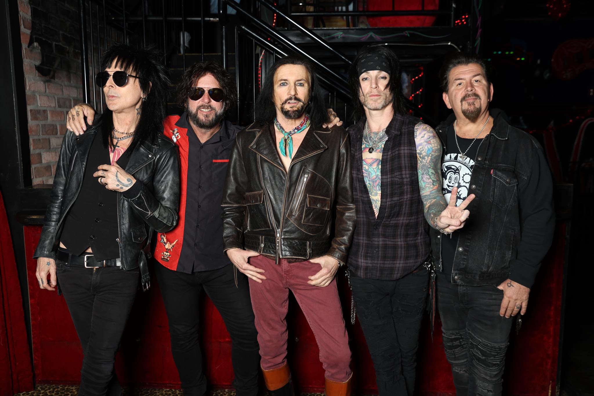 la guns pic 1