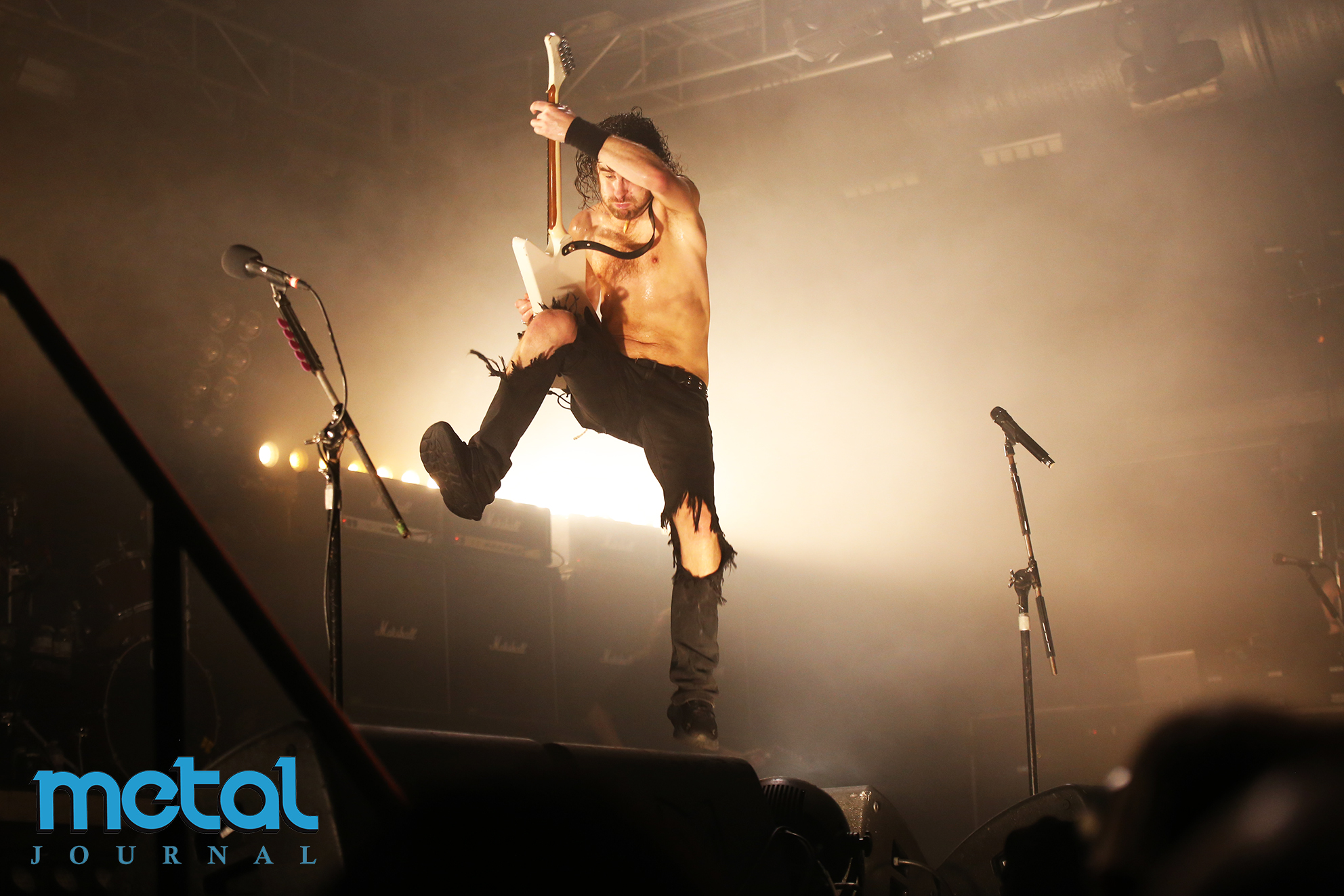 airbourne - metal journal - bilbao - 2026 pic 4