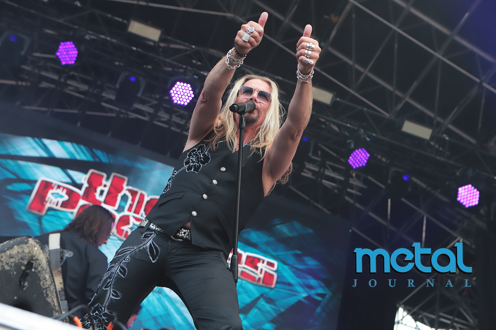 the poodles - metal journal - zurbarán rock burgos 2026 pic 15