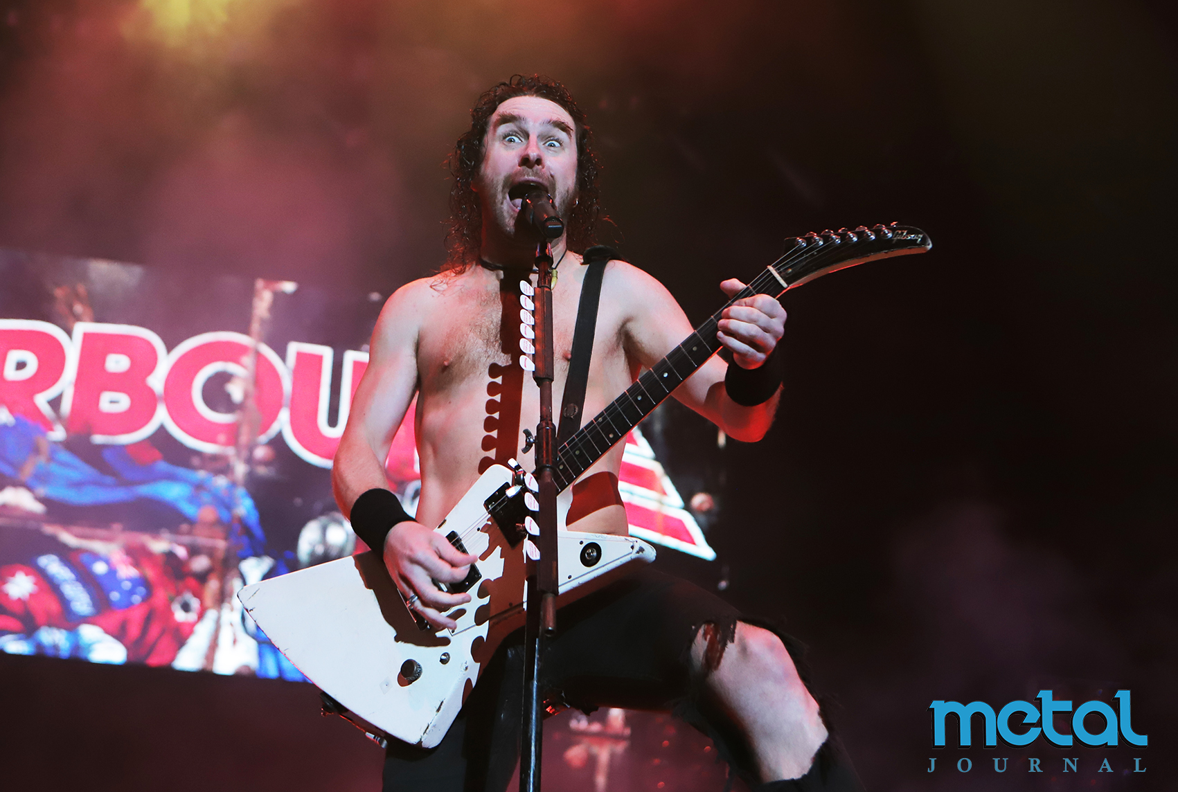 airbourne - pamplona - metal journal 2026 pic 4