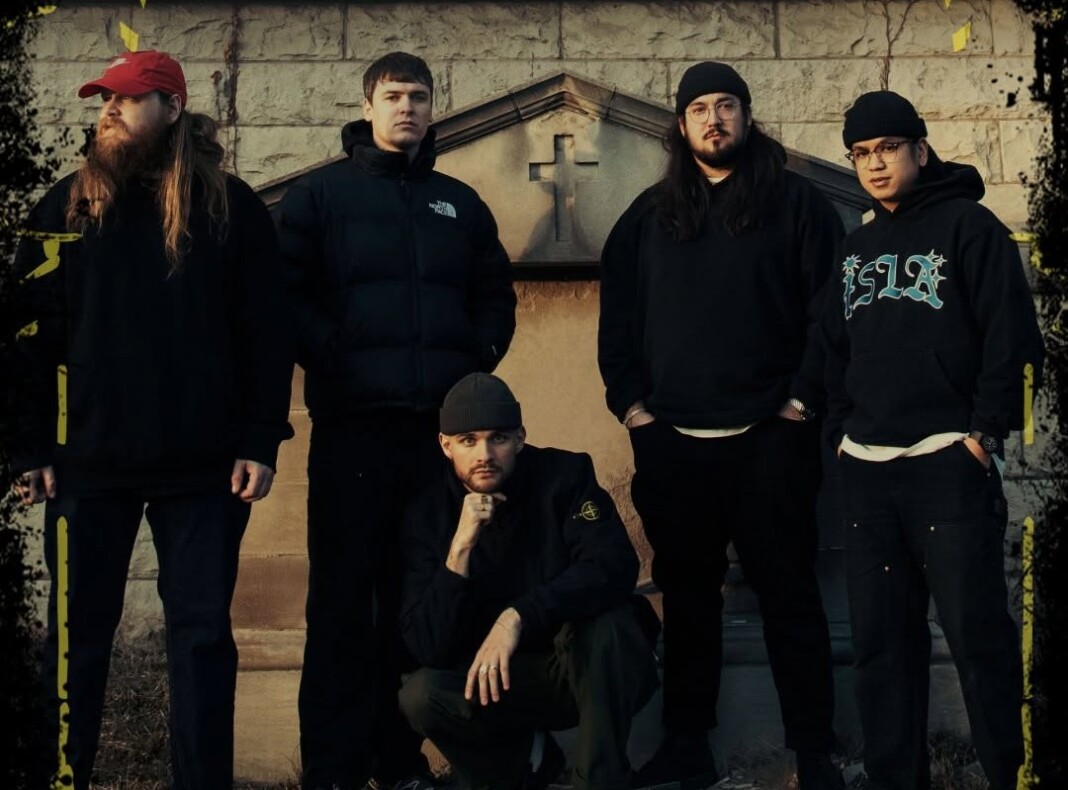 knocked loose pic 1